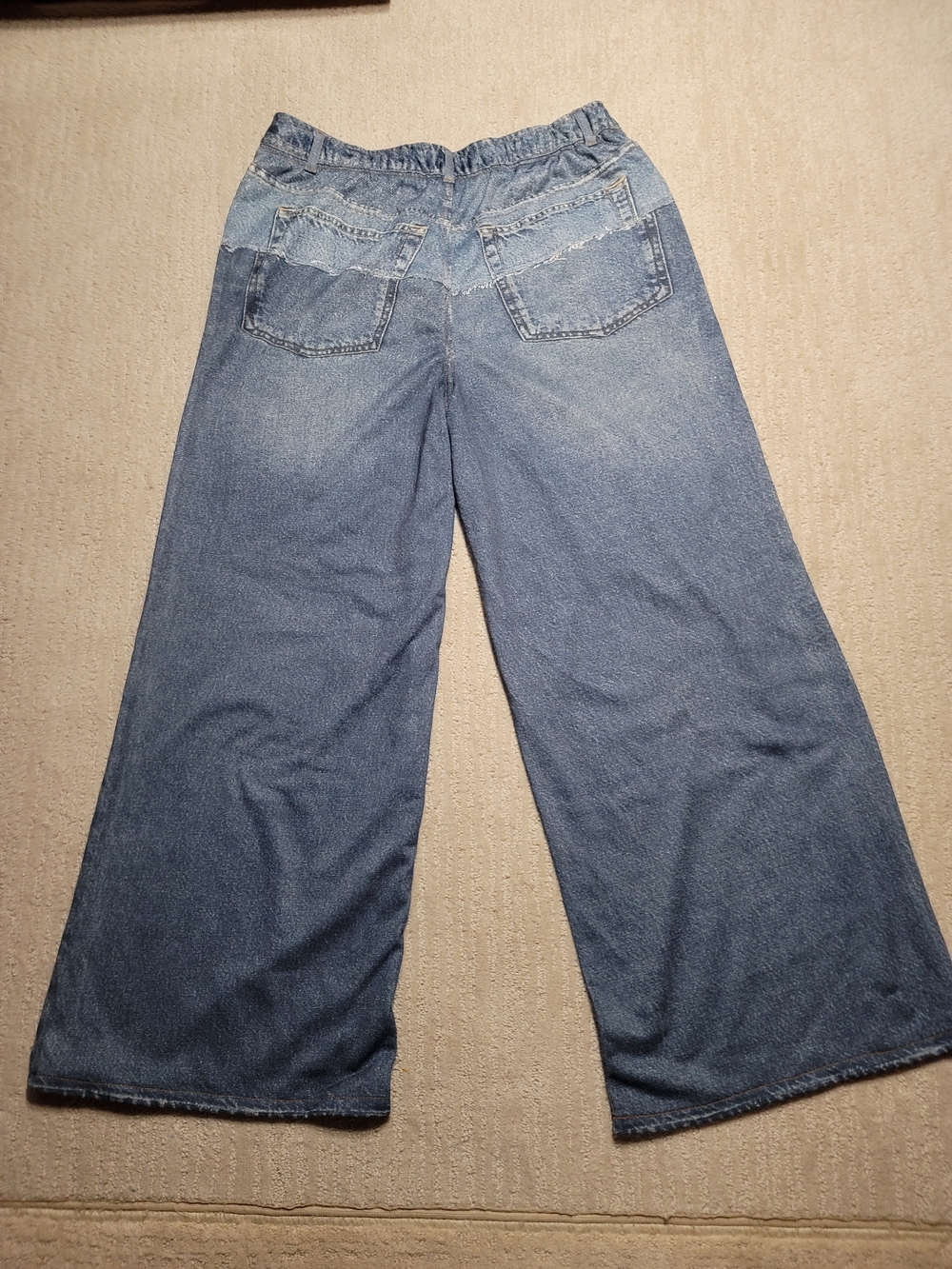 Wide-Leg High-Rise Women's Jeans in Faded Blue